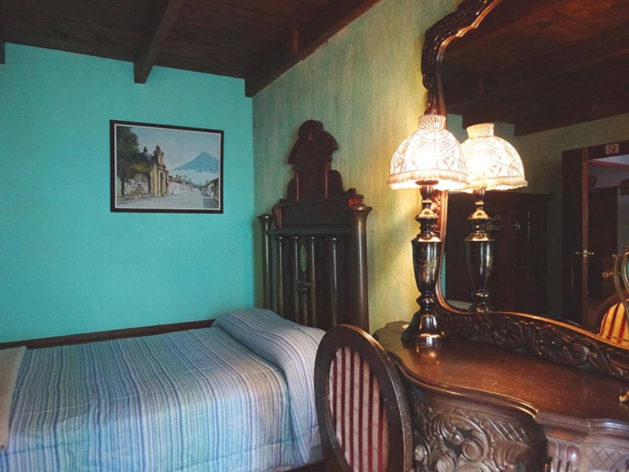 Posada San Sebastian Антигуа-Гватемала Экстерьер фото