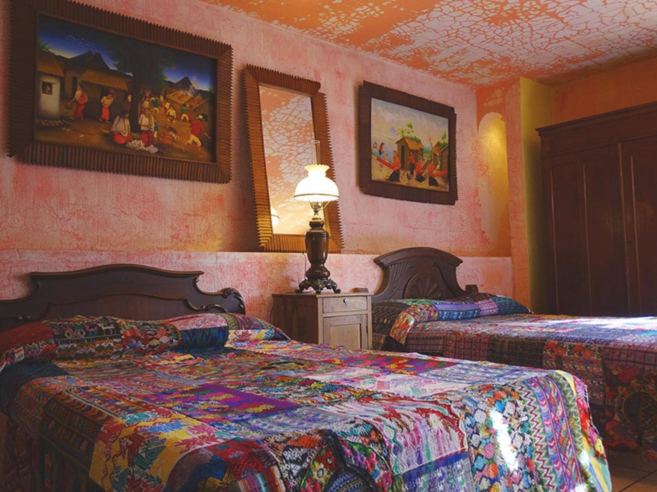 Posada San Sebastian Антигуа-Гватемала Экстерьер фото