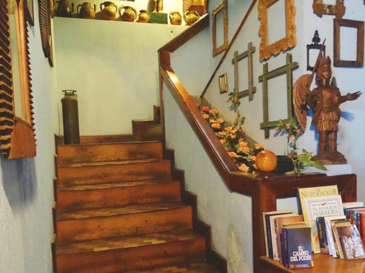 Posada San Sebastian Антигуа-Гватемала Экстерьер фото