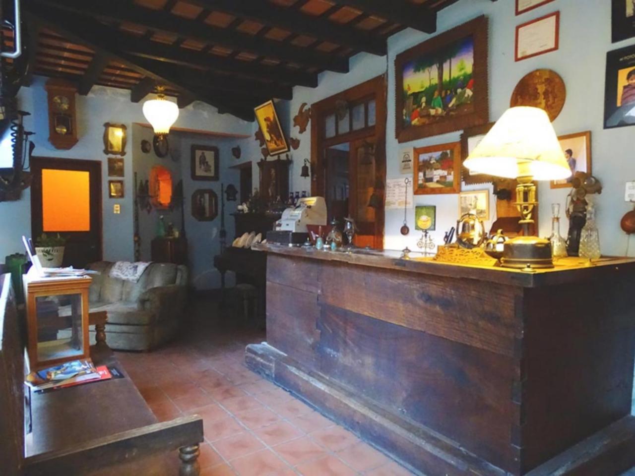 Posada San Sebastian Антигуа-Гватемала Экстерьер фото