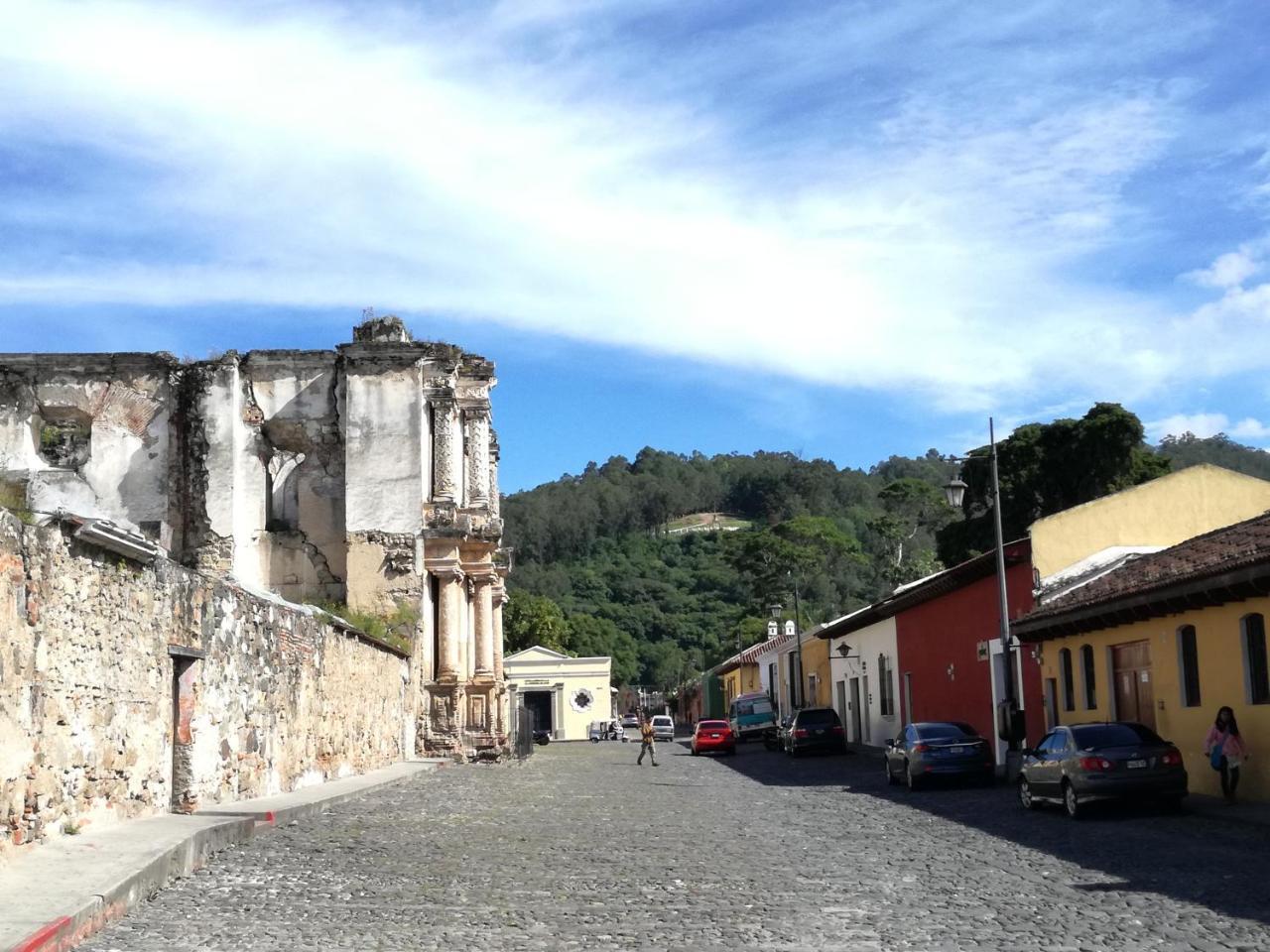 Posada San Sebastian Антигуа-Гватемала Экстерьер фото