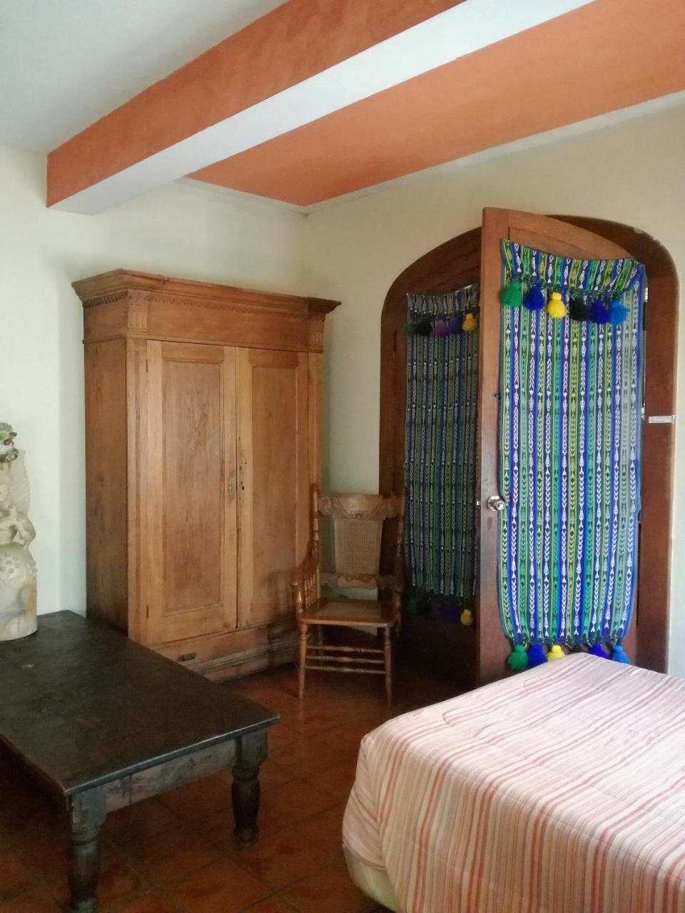 Posada San Sebastian Антигуа-Гватемала Экстерьер фото