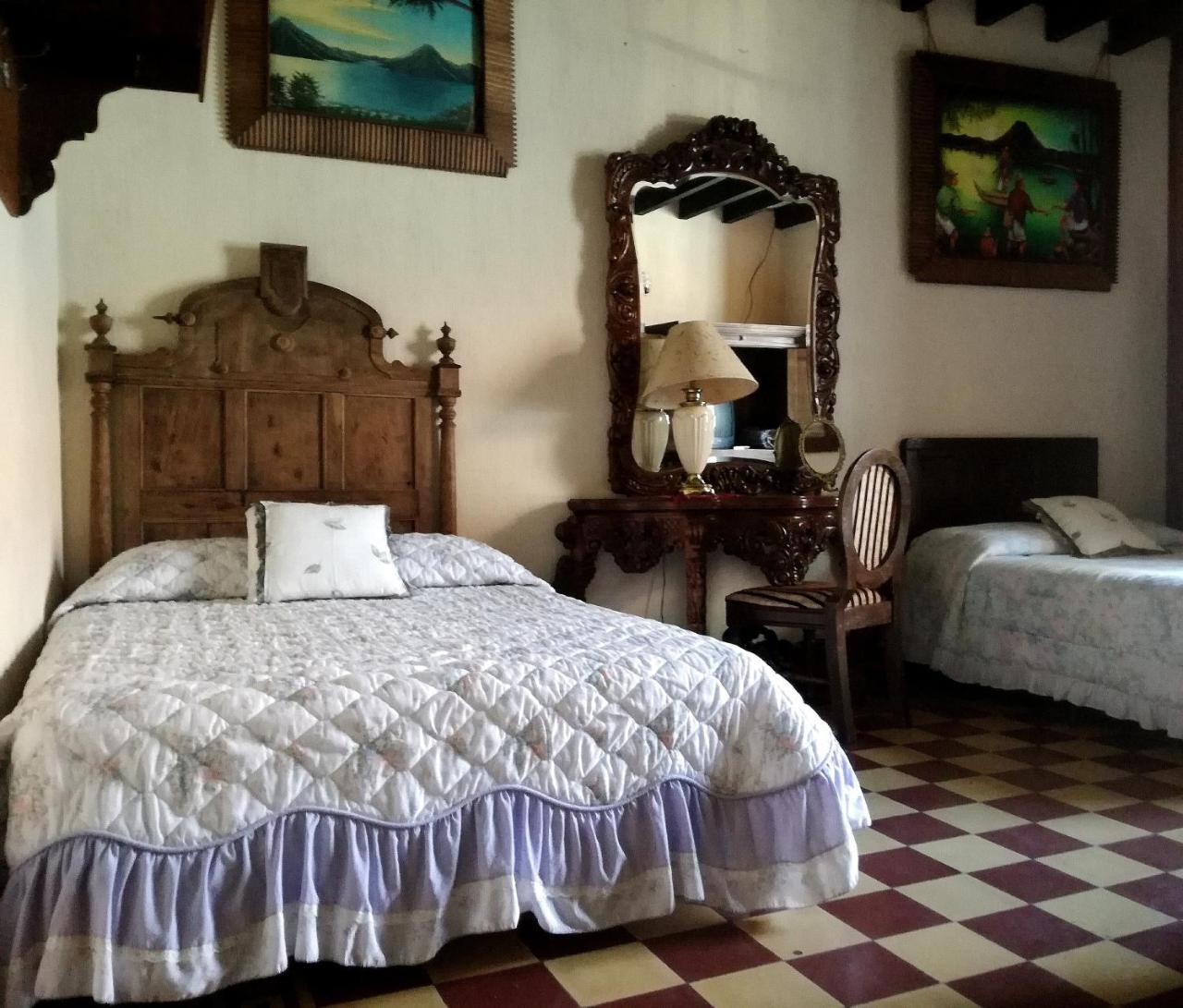 Posada San Sebastian Антигуа-Гватемала Экстерьер фото